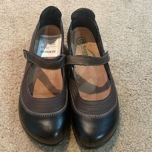 Naot Kirel Women Shoes